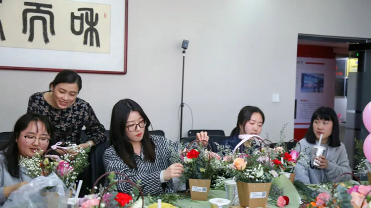 婦女節(jié)|巾幗綻芳華，致敬最美的她！